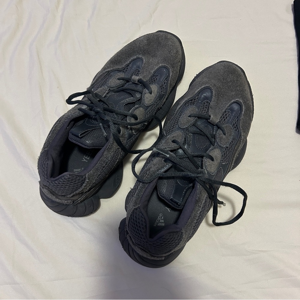 Adidas Yeezy 500  Mens Sneaker US 11  Black Suede Leather Lace-Up Athletic Shoes
